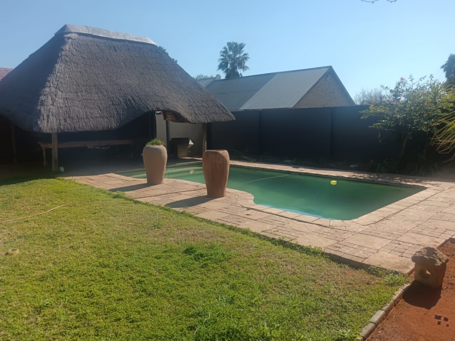 4 Bedroom Property for Sale in Hadison Park Northern Cape